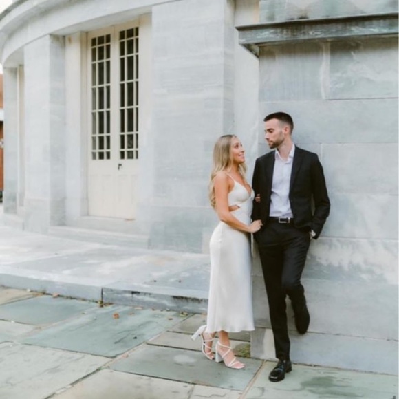 Revolve La Lune backless midi dress Shana Joy - Picture 7 of 8